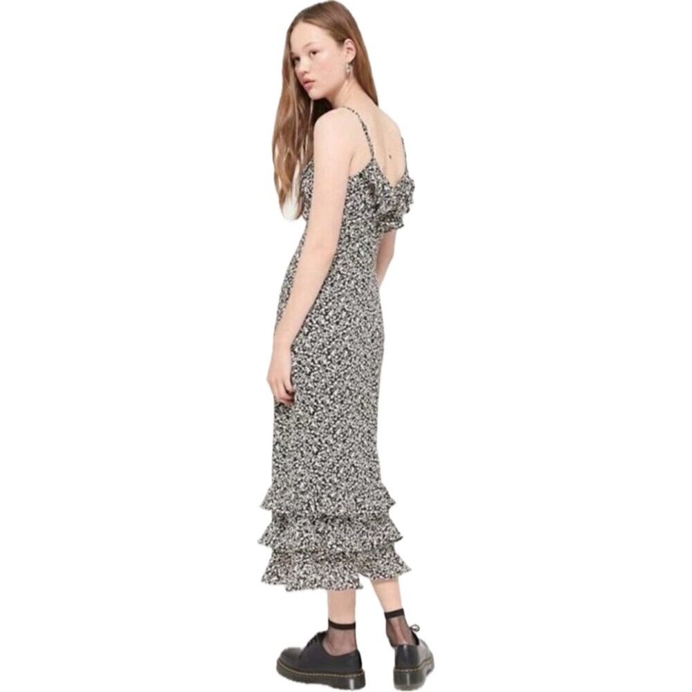 Urban Outfitters UO Angelica Ditzy Floral Ruffle Midi Dress - Picture 3 of 10